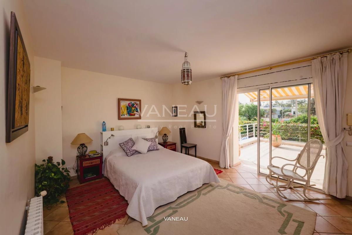 Superbe villa de 800 m² à vendre aux Crêtes (Haut Polo)  à Casab