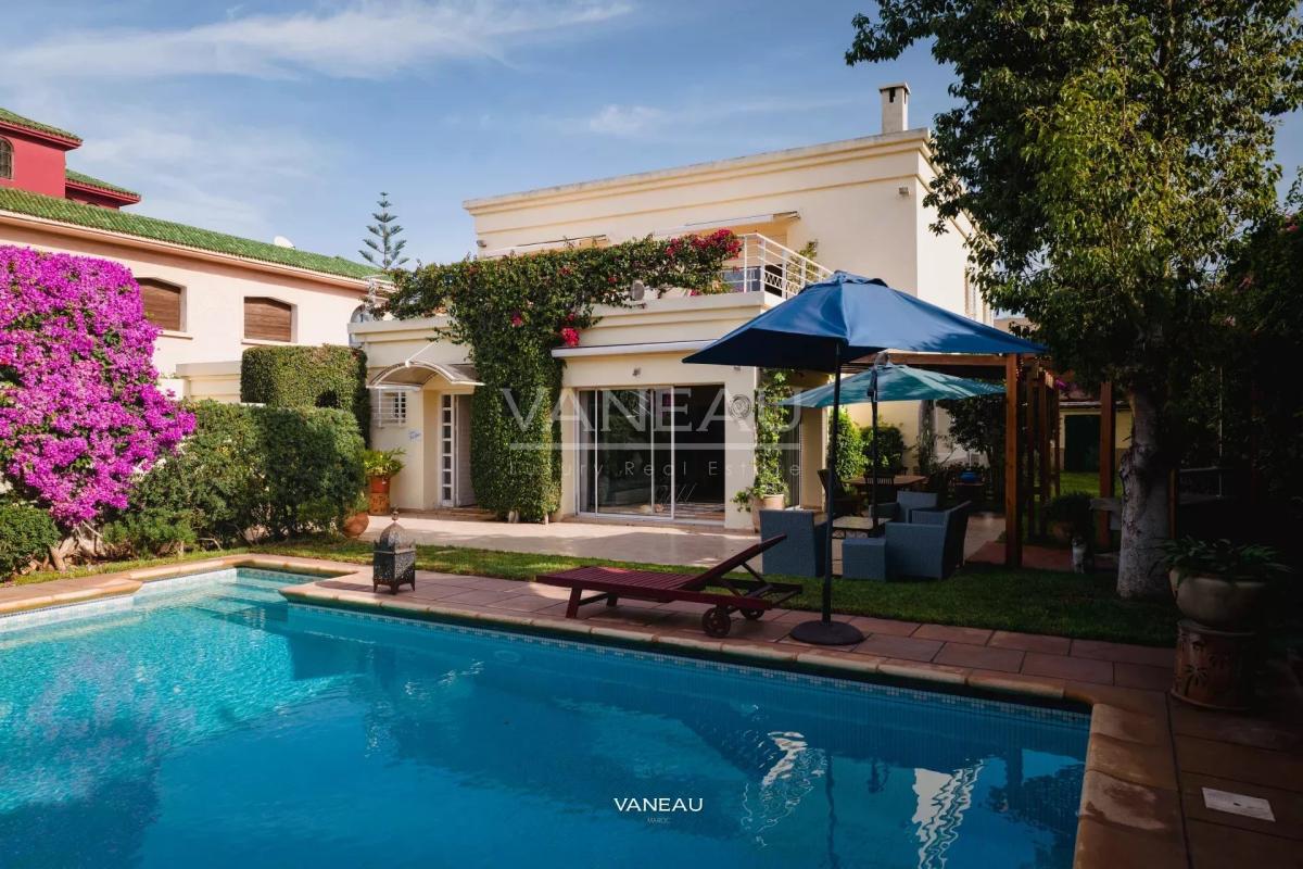 Superbe villa de 800 m² à vendre aux Crêtes (Haut Polo)  à Casab
