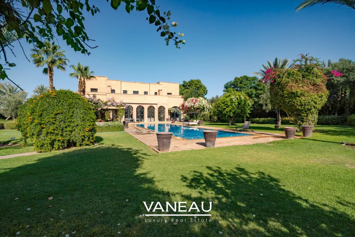 Harmonieux mélange d'une Villa et d'un Riad