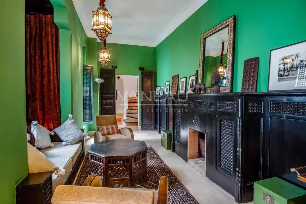 Magnifique riad traditionel au cœur de la médina