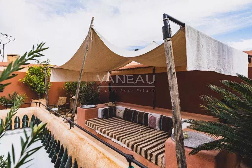 Magnifique riad traditionel au cœur de la médina