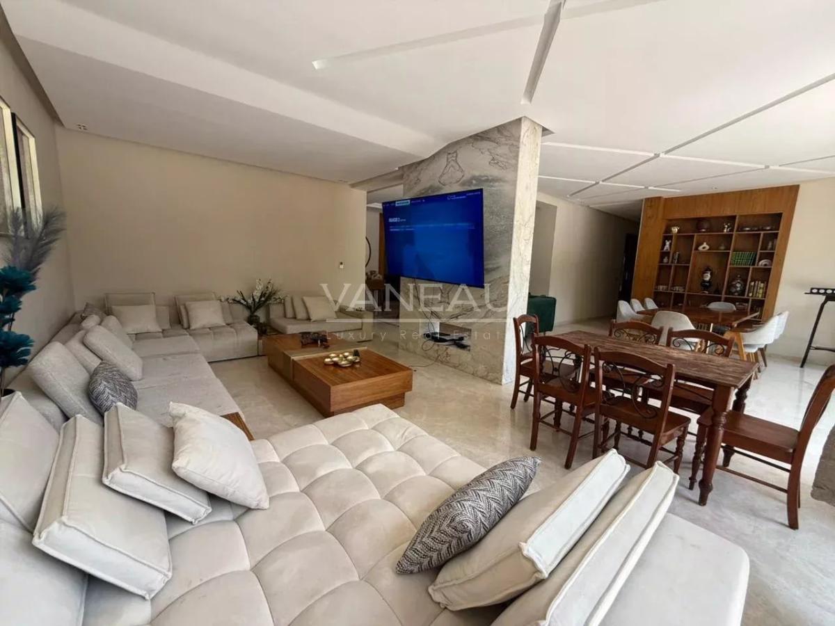 Maison/Villa 8 pièces