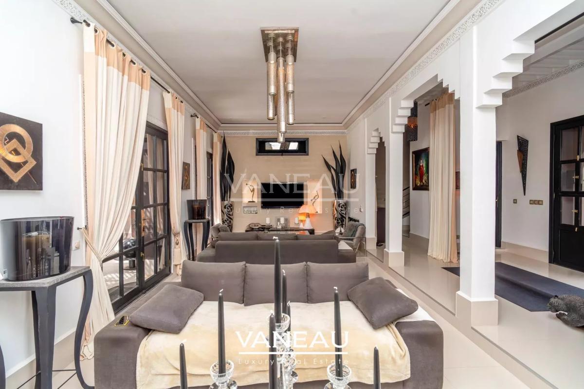 Produit rare splendide  villa   Km 8 route de l'Ourika