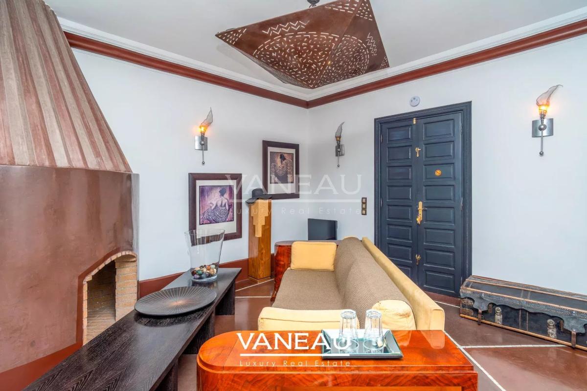 Produit rare splendide  villa   Km 8 route de l'Ourika