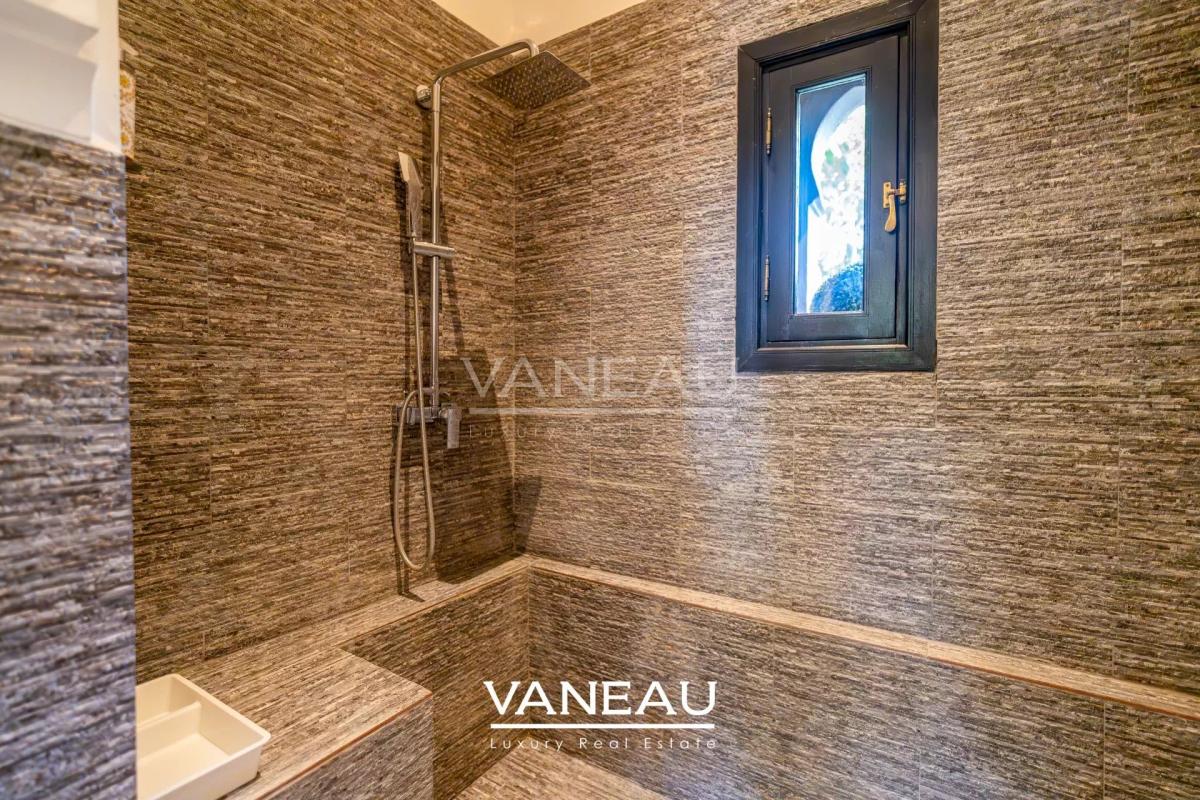 Produit rare splendide  villa   Km 8 route de l'Ourika
