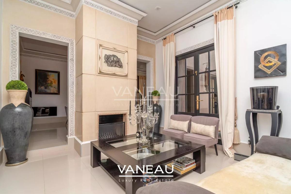 Produit rare splendide  villa   Km 8 route de l'Ourika