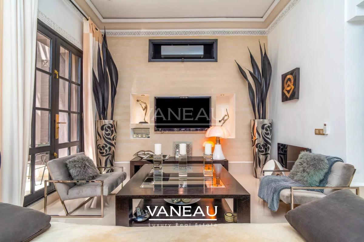 Produit rare splendide  villa   Km 8 route de l'Ourika