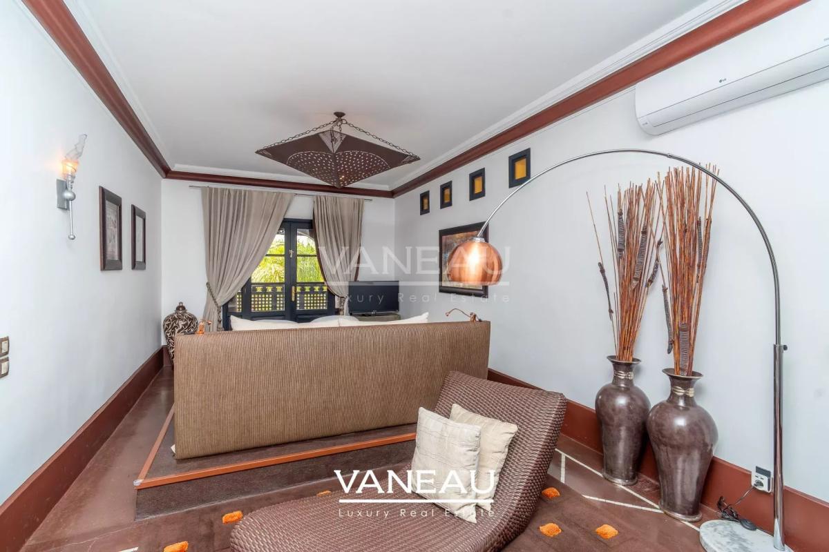 Produit rare splendide  villa   Km 8 route de l'Ourika