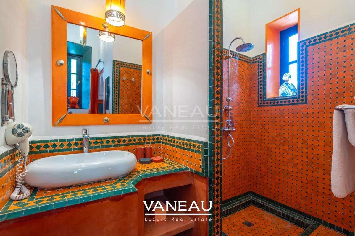 Produit rare splendide  villa   Km 8 route de l'Ourika