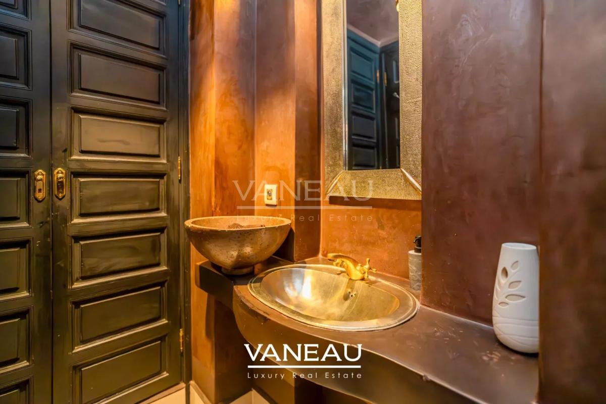 Produit rare splendide  villa   Km 8 route de l'Ourika