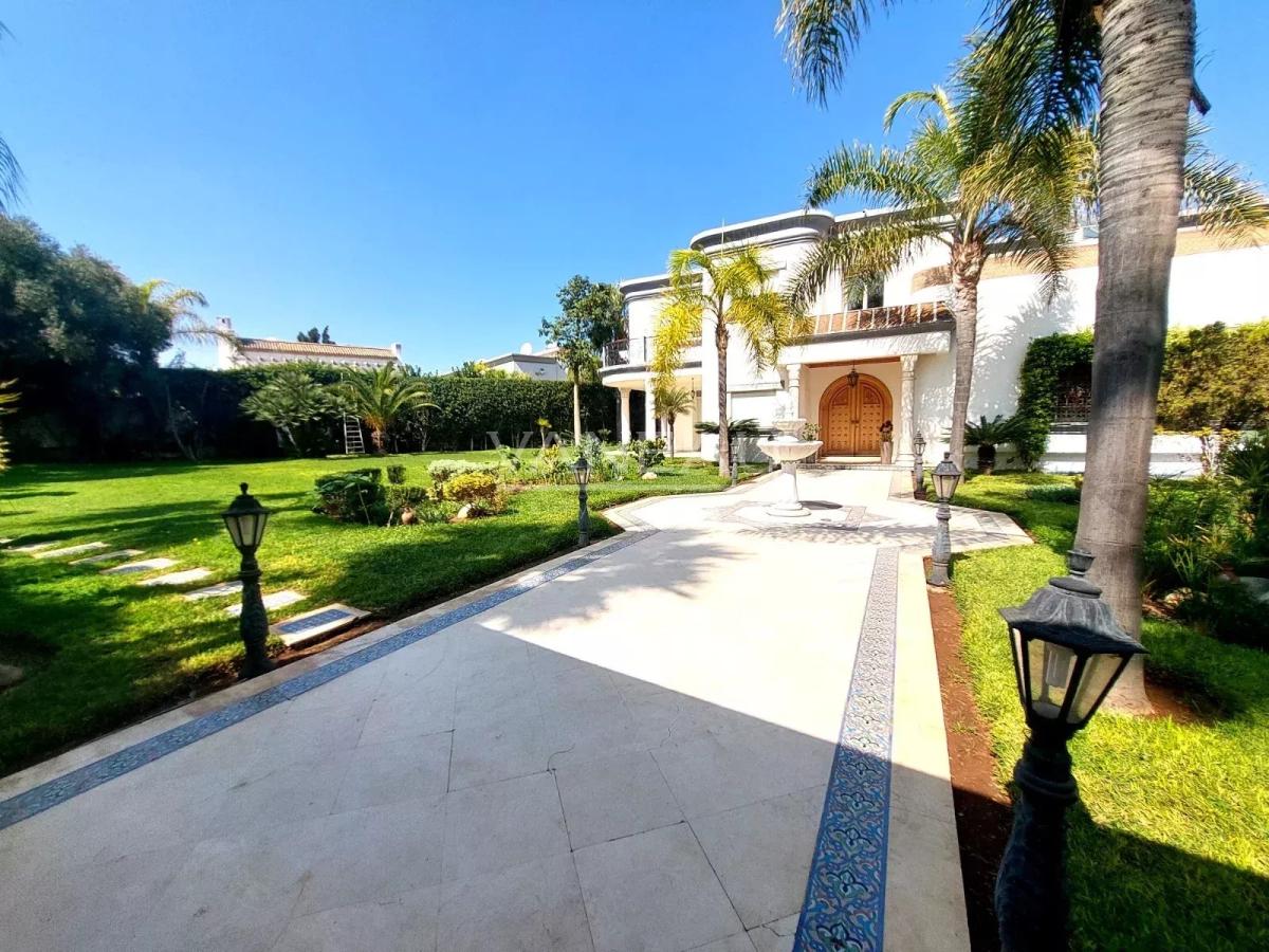 Villa de prestige à vendre - Quartier Californie - 2 500 m²
