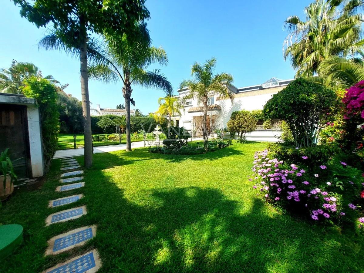Villa de prestige à vendre - Quartier Californie - 2 500 m²