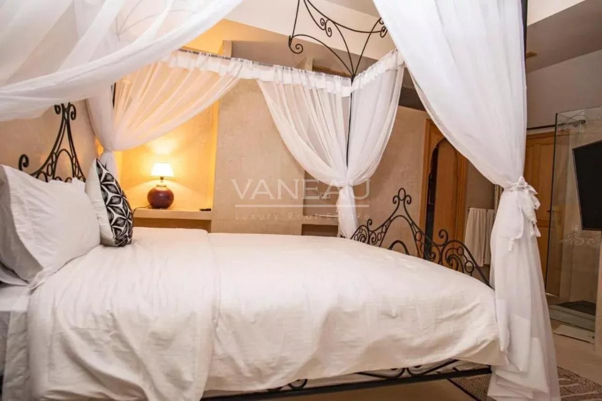 Beau riad 4 chambres  115 m2 à Sidi Mimoun