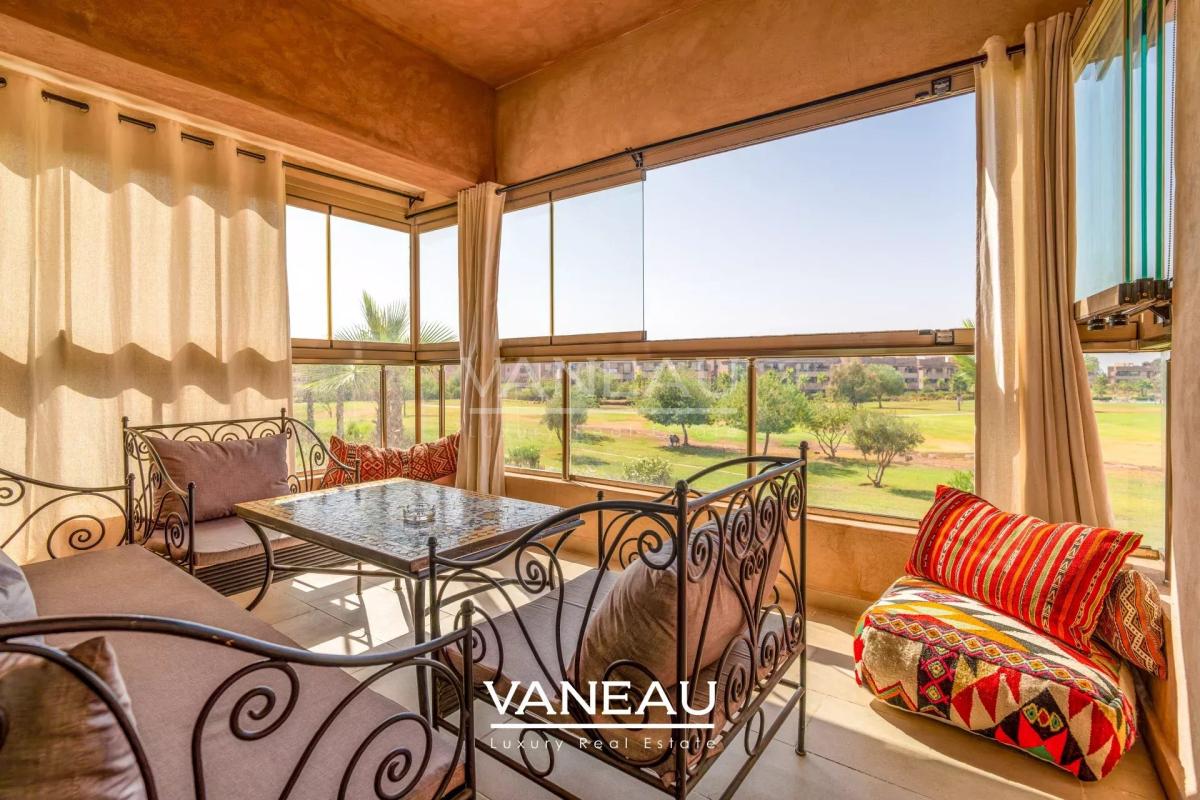 Bel appartement de 3 chambres à coucher au sein d'un golf