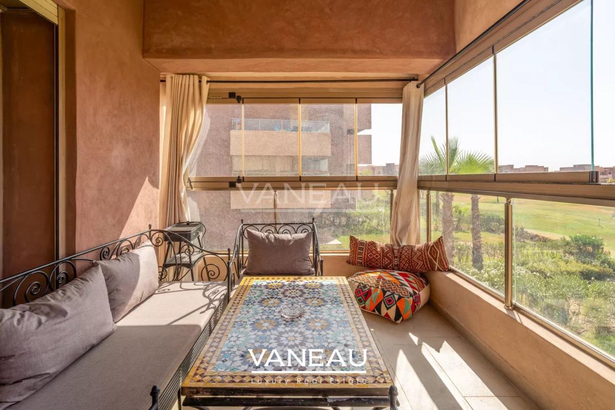 Bel appartement de 3 chambres à coucher au sein d'un golf