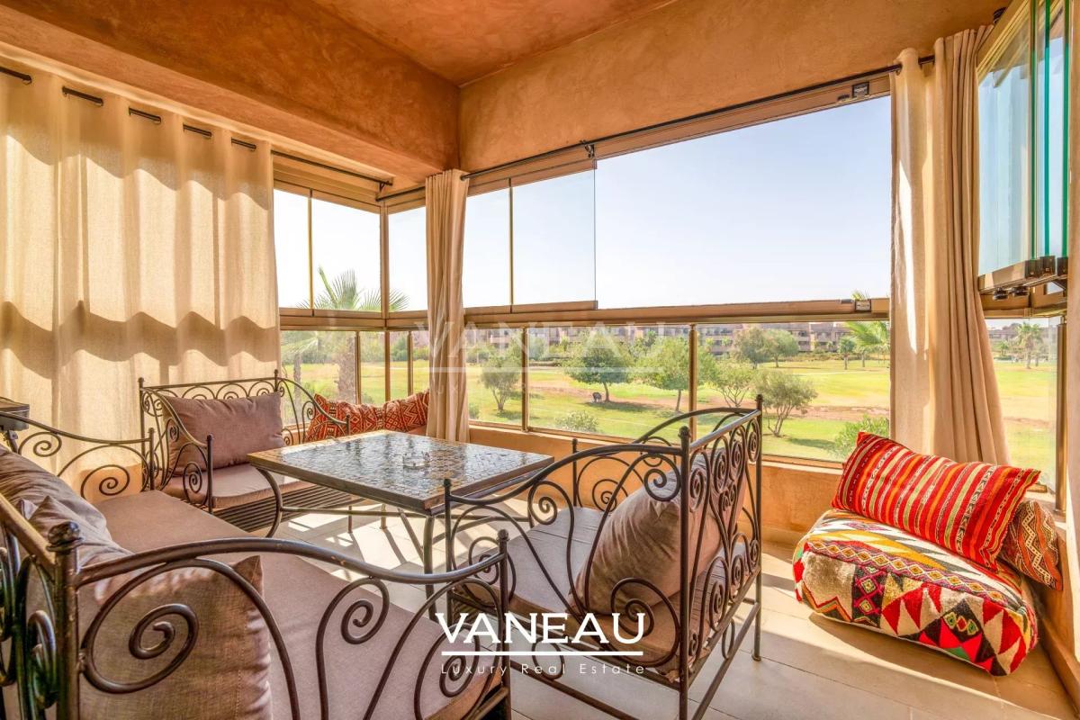 Bel appartement de 3 chambres à coucher au sein d'un golf