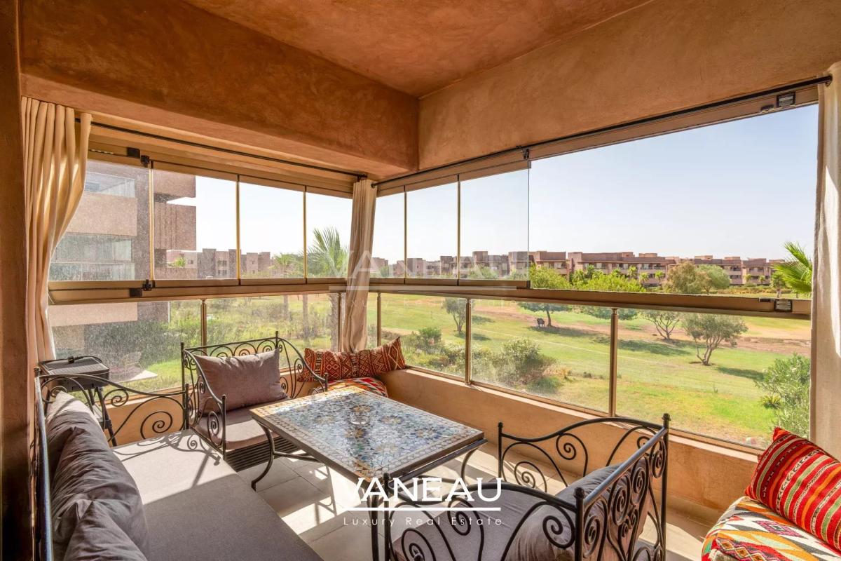 Bel appartement de 3 chambres à coucher au sein d'un golf