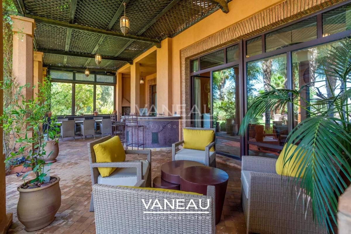 VILLA 5 CHAMBRES SUR GOLF