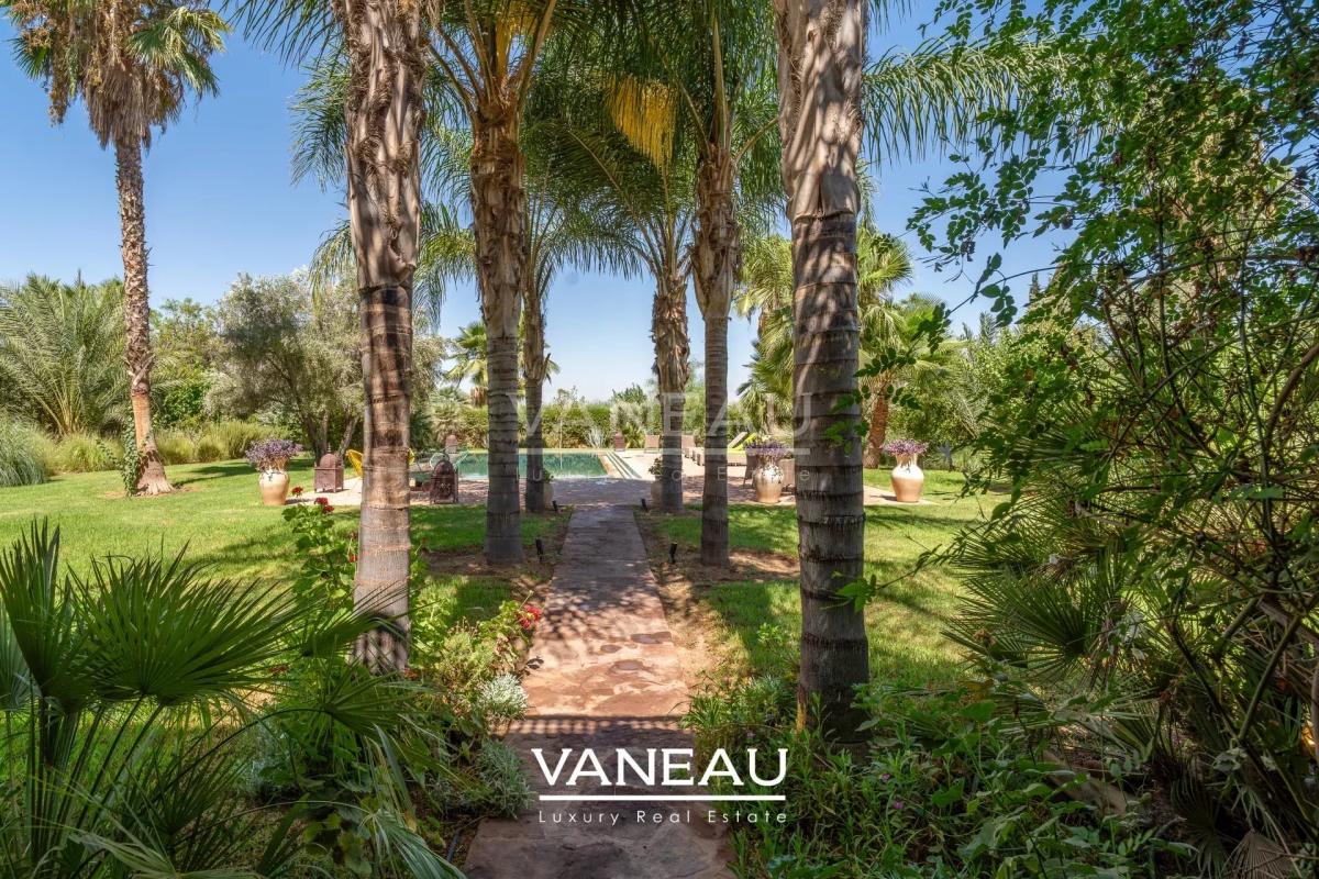 VILLA 5 CHAMBRES SUR GOLF