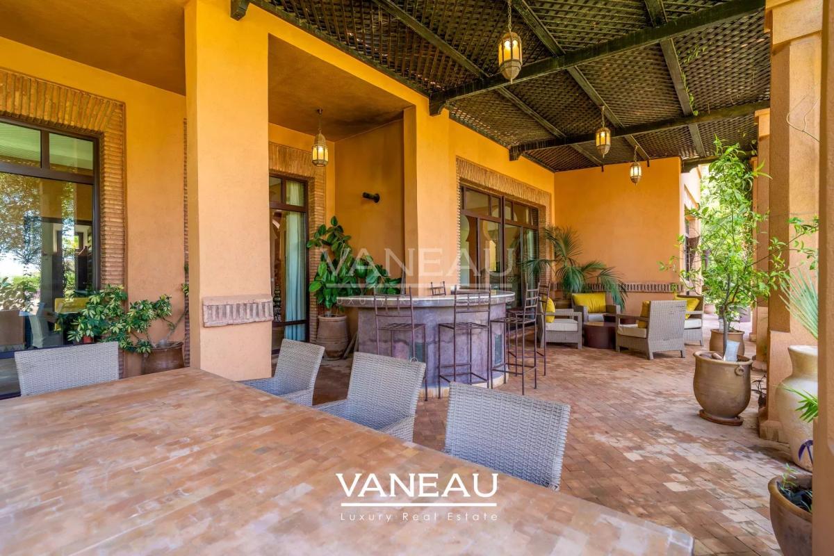 VILLA 5 CHAMBRES SUR GOLF