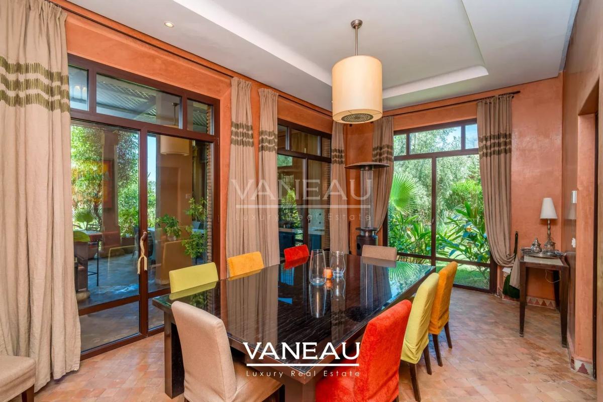 VILLA 5 CHAMBRES SUR GOLF