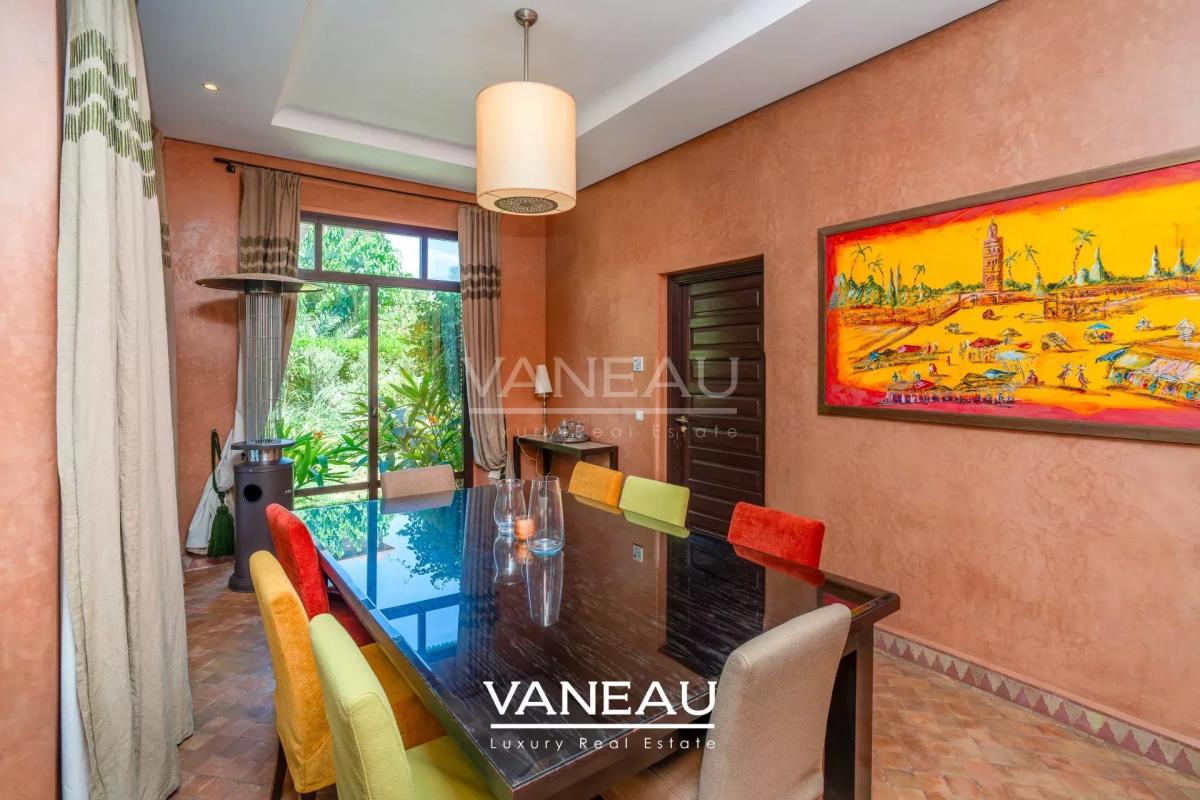 VILLA 5 CHAMBRES SUR GOLF