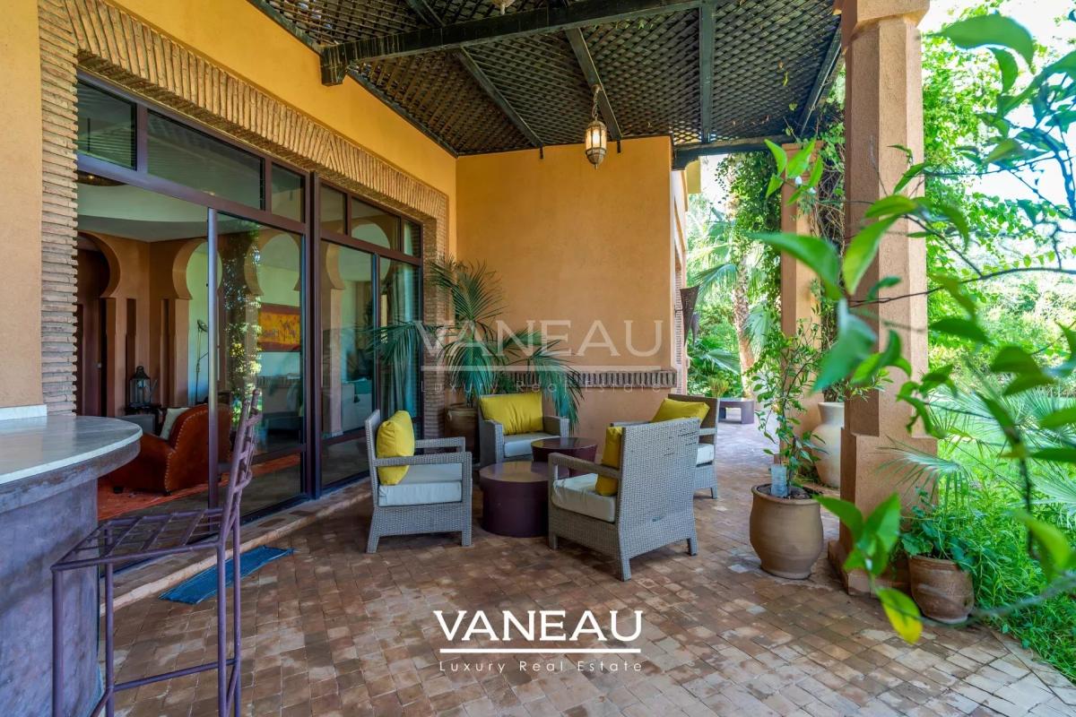 VILLA 5 CHAMBRES SUR GOLF