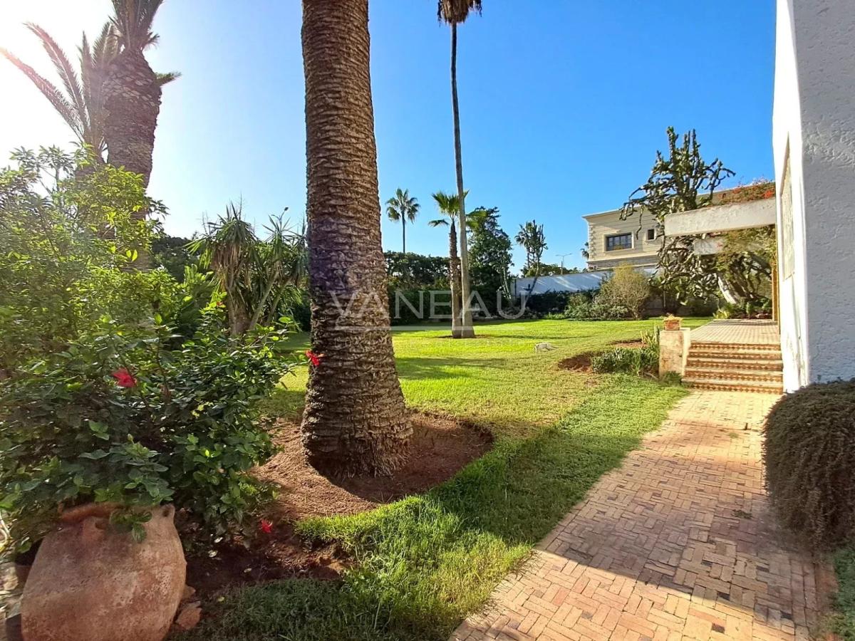 Villa de maître à vendre sur Anfa Supérieur - 2 000 m²