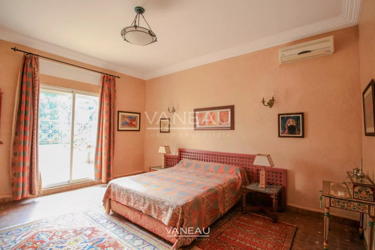 VILLA À VENDRE TYPE RIAD DANS LA PALMERAIE MARRAKECH