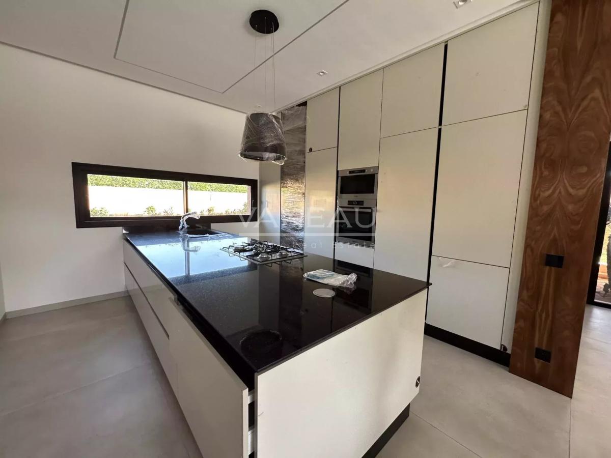 Villa neuve de plain-pied 4 suites